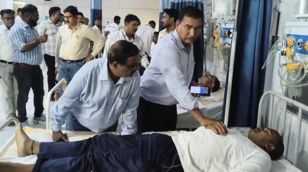 बांका पुलिस लाइन में फूड प्वाइजन से 60 से 100 प्रशिक्षु सिपाही बीमार, अस्पताल में भर्ती